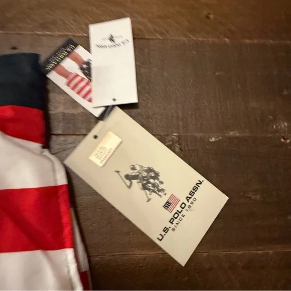 U.S. Polo Assn. Stars and Stripes Men's half elastic board Shorts - Picture 2 of 6